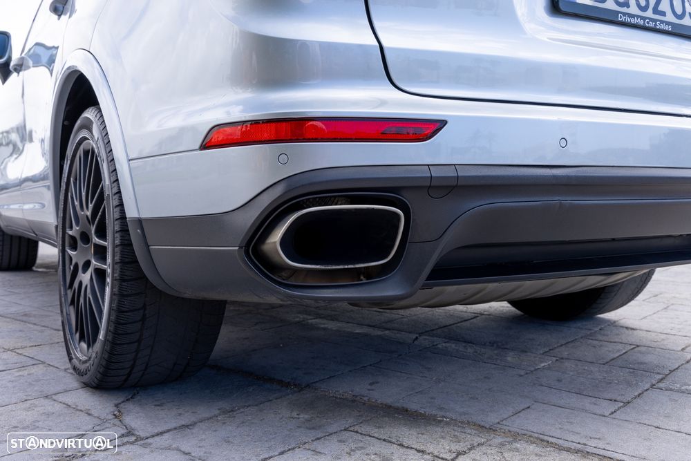Porsche Cayenne Platinum Edition - 11