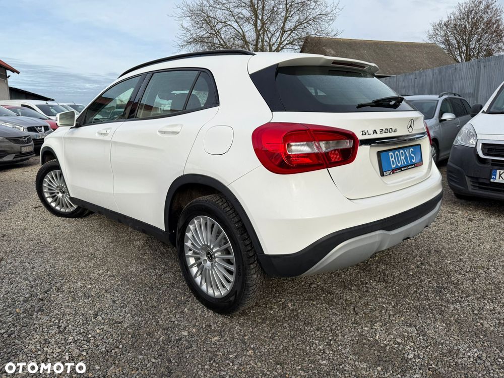 Mercedes-Benz GLA 200 d 7G-DCT Style - 7
