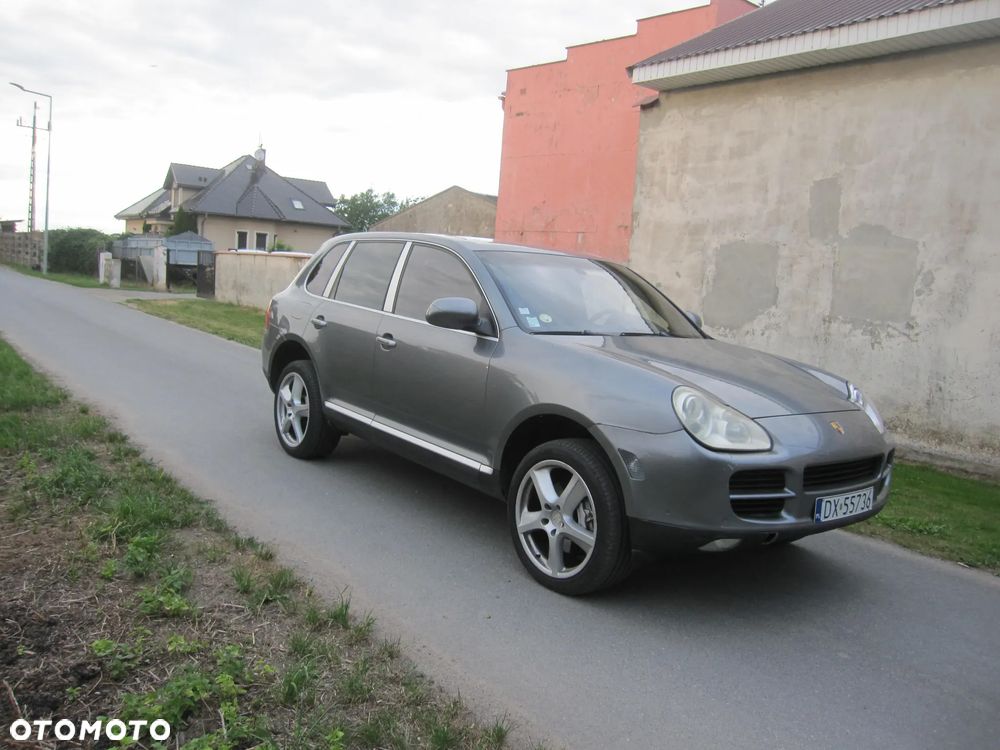 Porsche Cayenne - 3