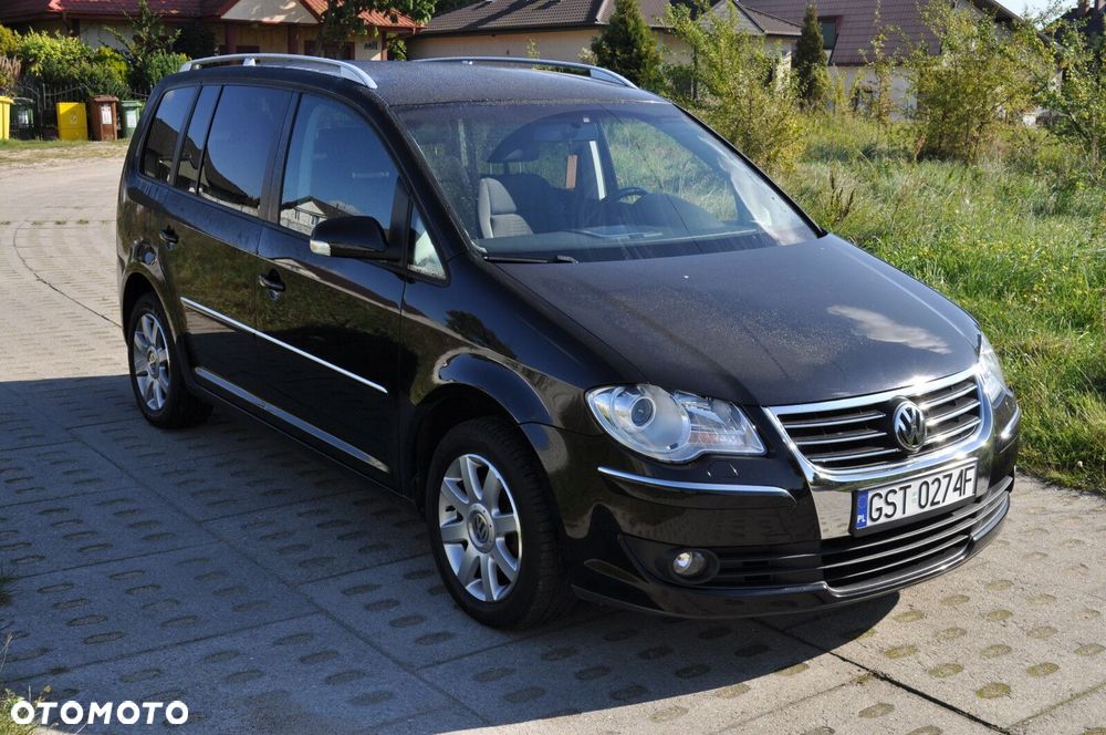 Volkswagen Touran - 13