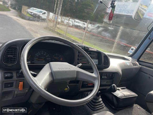 Toyota MINIBUS 4.0  OTIMO 2K COM RAMPA CADEIRA RODAS - 15