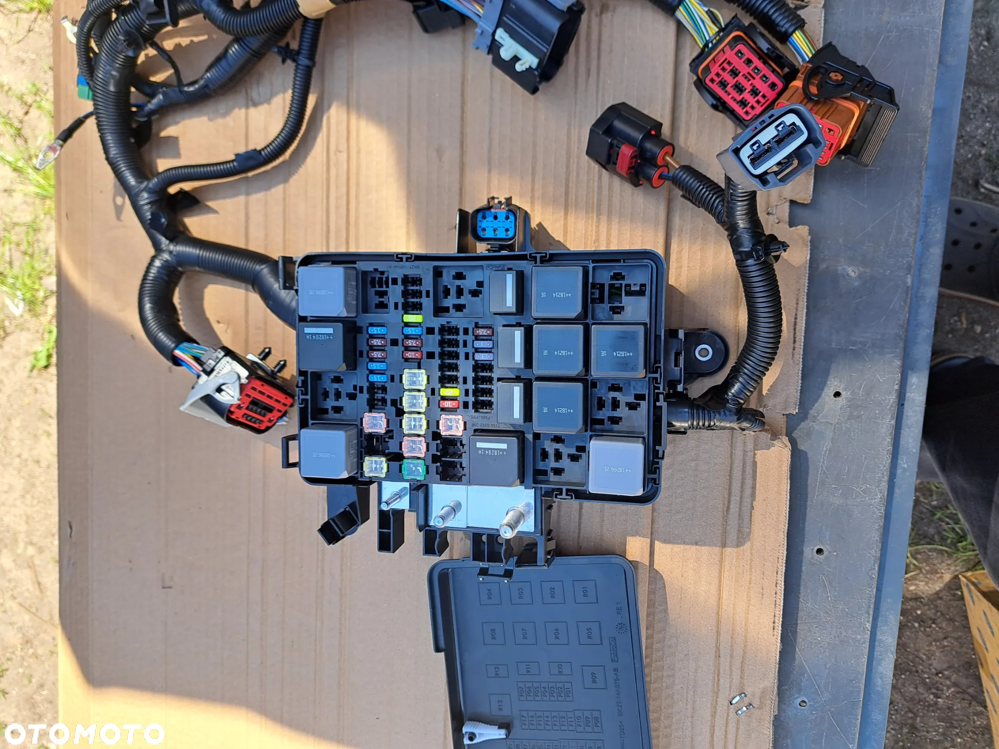 instalacja wiązka Ford Transit MK-8 Custom BK3T-9K499-FMF 2167735 BK2T-14A175-AA BK2T-14B144-AA skrzynka bezpieczników BSI Exhaust Emission control - 5