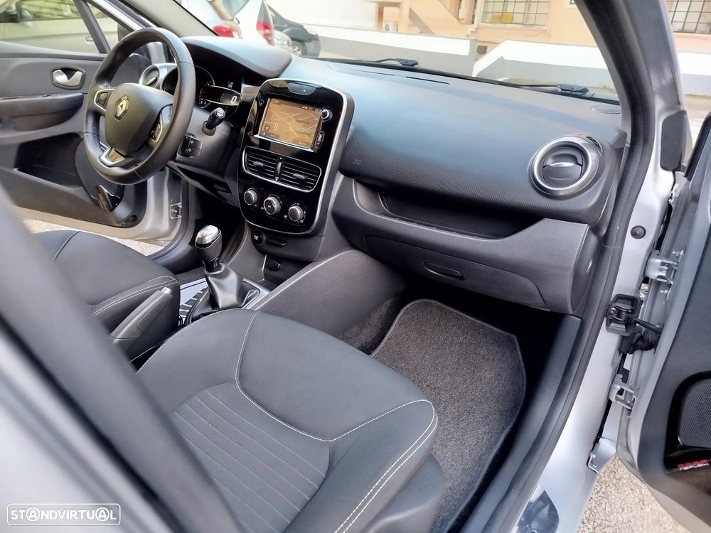 Renault Clio Sport Tourer 1.5 dCi Limited - 15