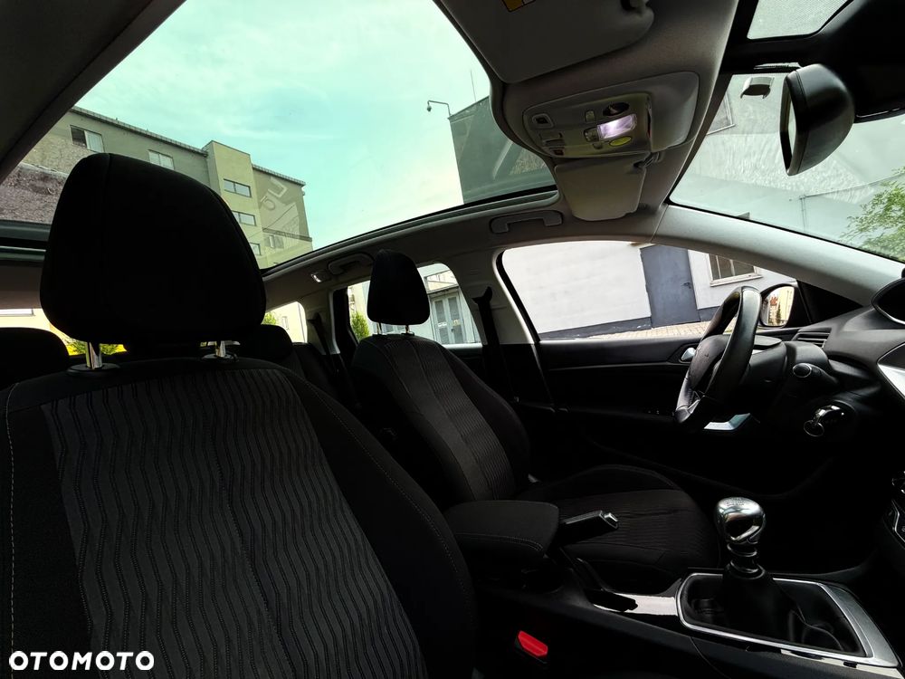 Peugeot 308 1.2 PureTech Active S&S - 10