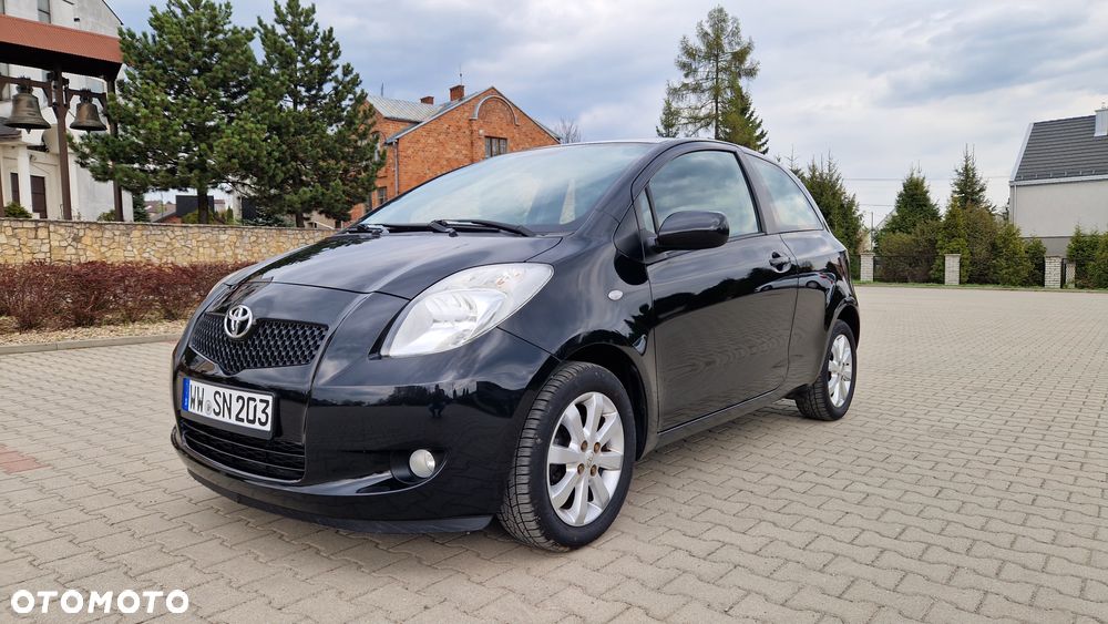 Toyota Yaris 1.0 VVT-i Luna - 1