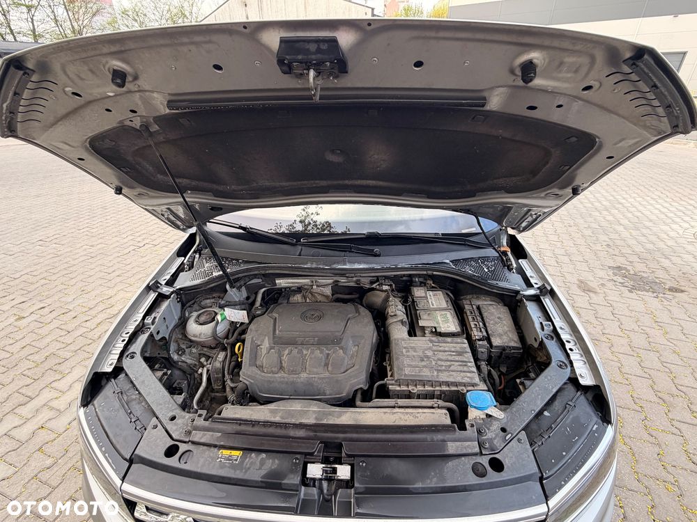 Volkswagen Tiguan - 16