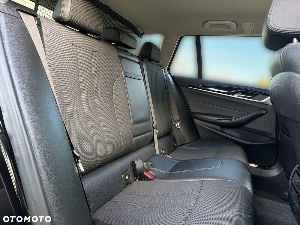 BMW Seria 5 - 16