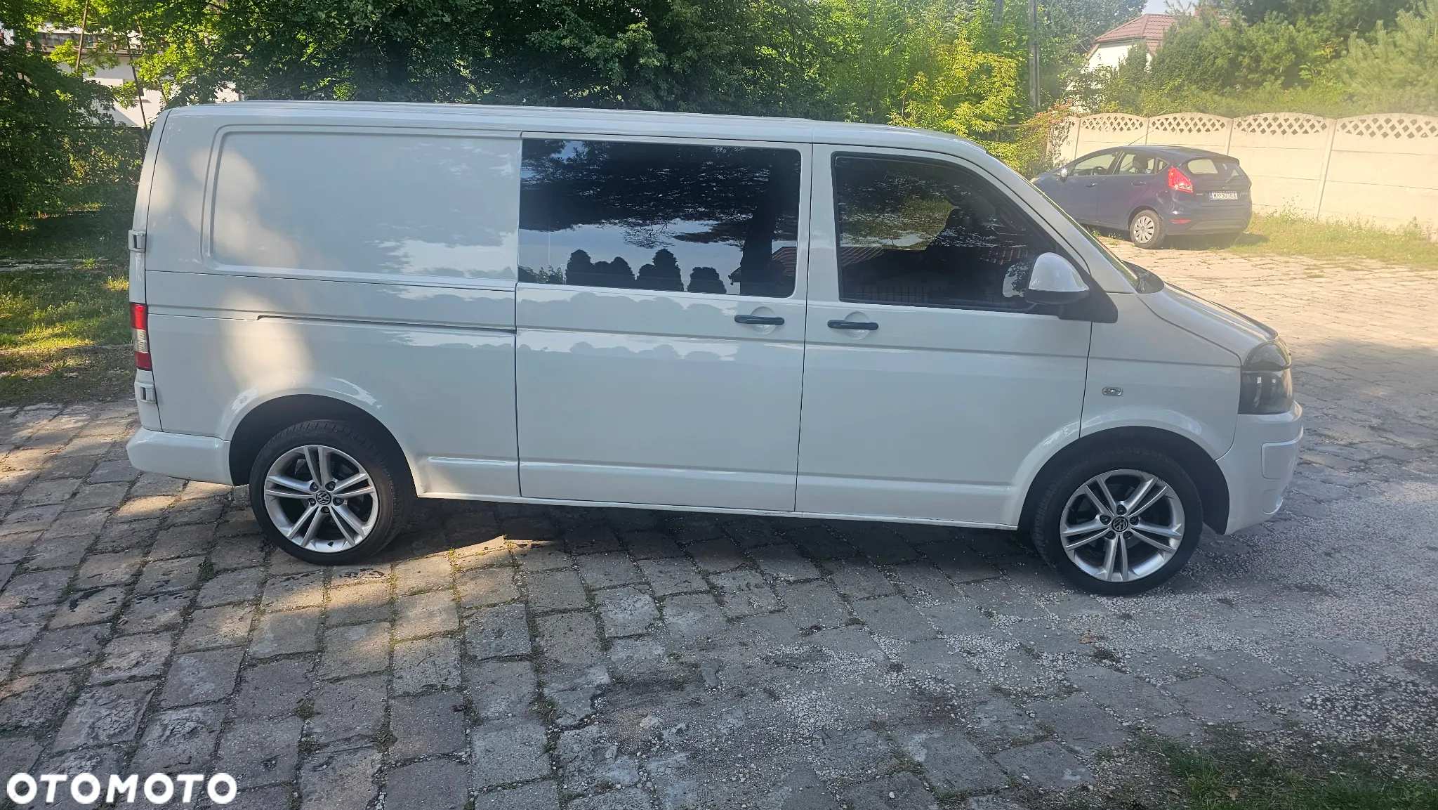 Volkswagen T5 - 24