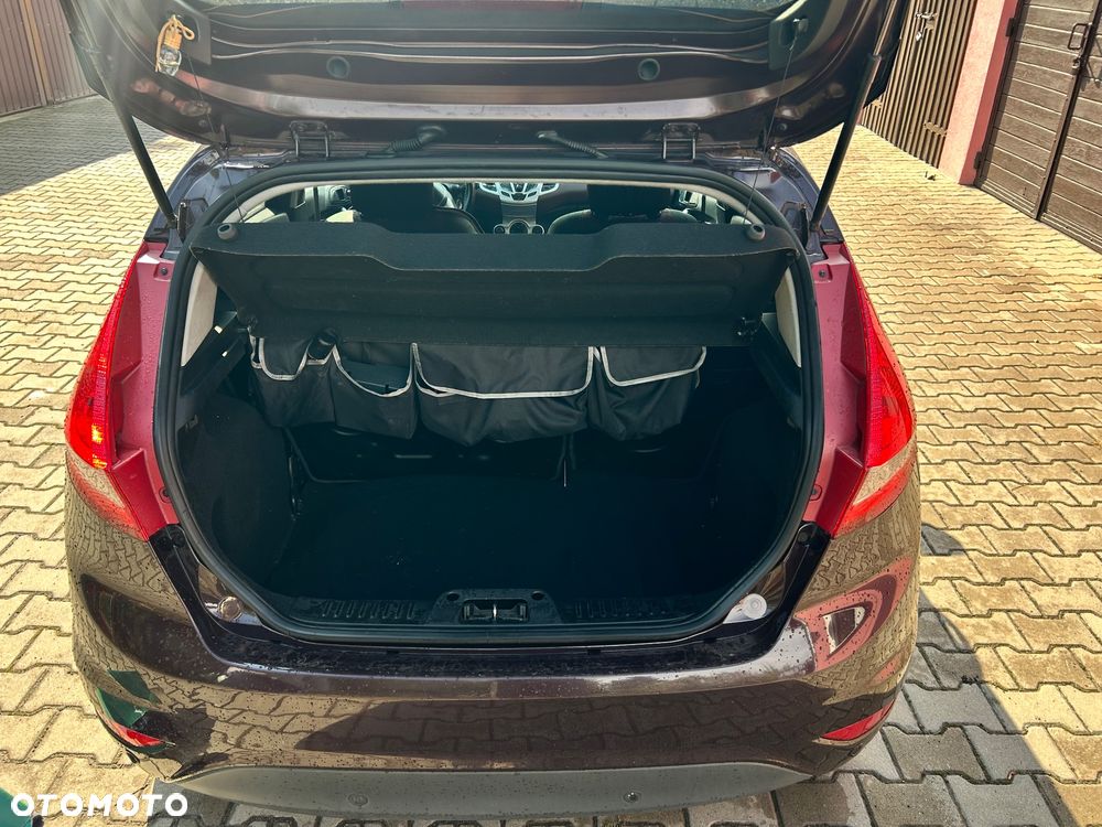 Ford Fiesta 1.6 TDCi DPF Titanium - 20