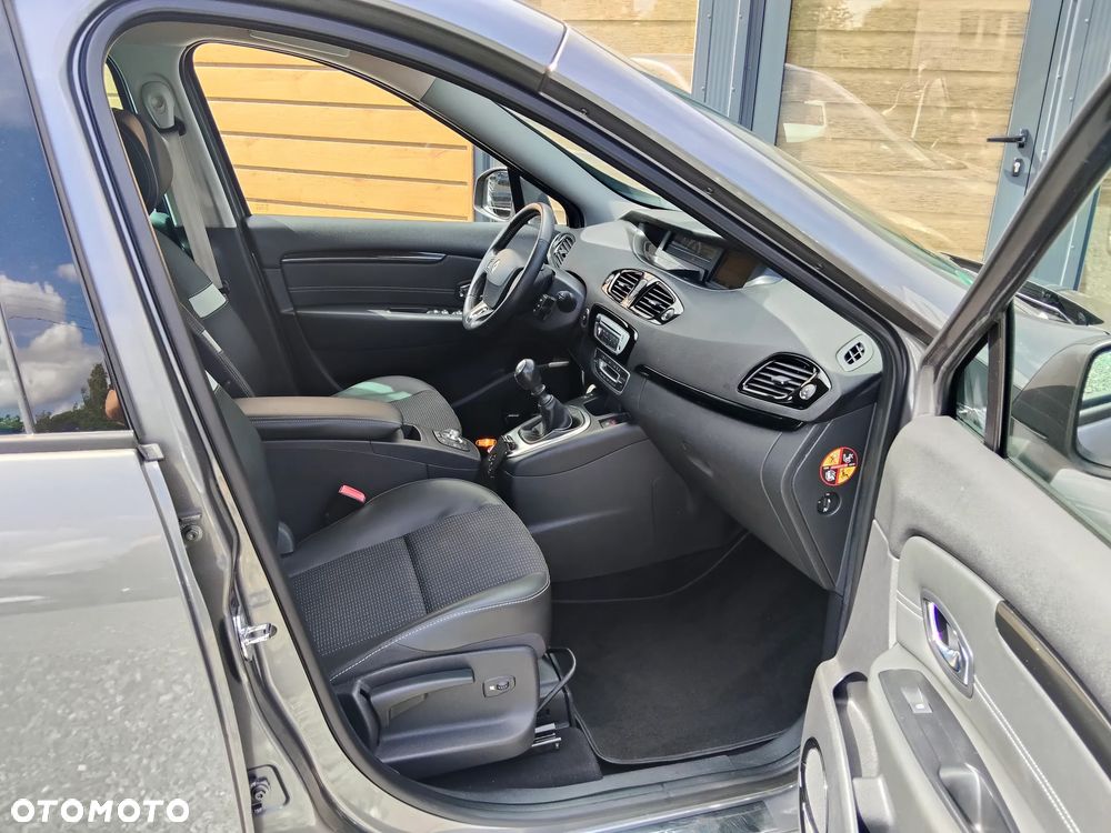 Renault Scenic ENERGY TCe 115 S&S Bose Edition - 21