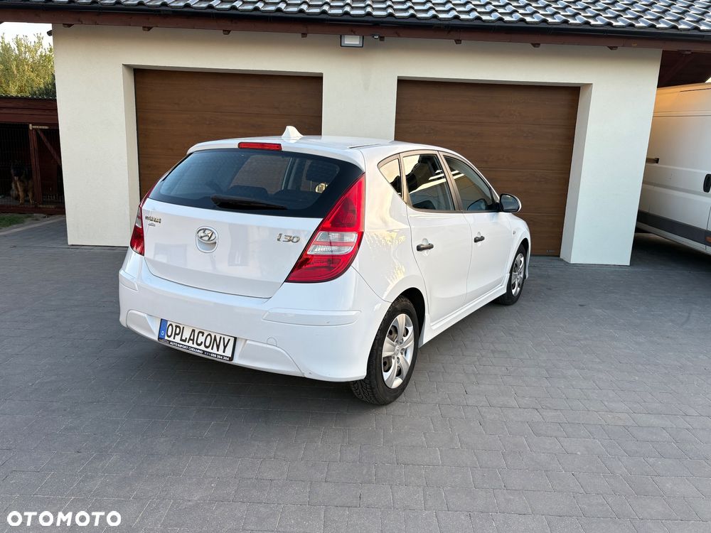 Hyundai i30 blue 1.4 Style - 4