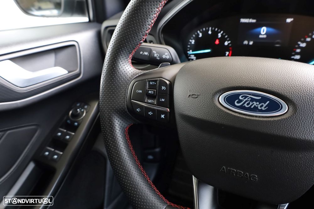 Ford Focus 1.0 EcoBoost MHEV ST-Line Aut. - 21