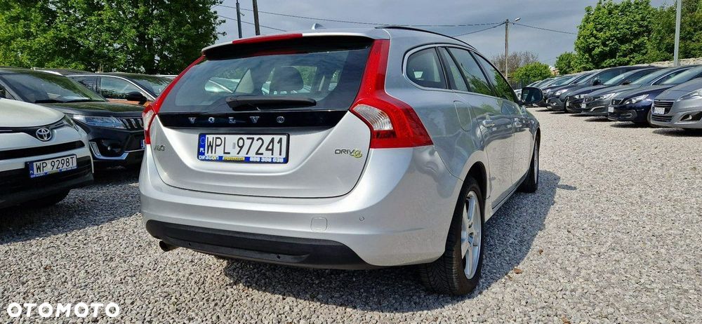 Volvo V60 - 11