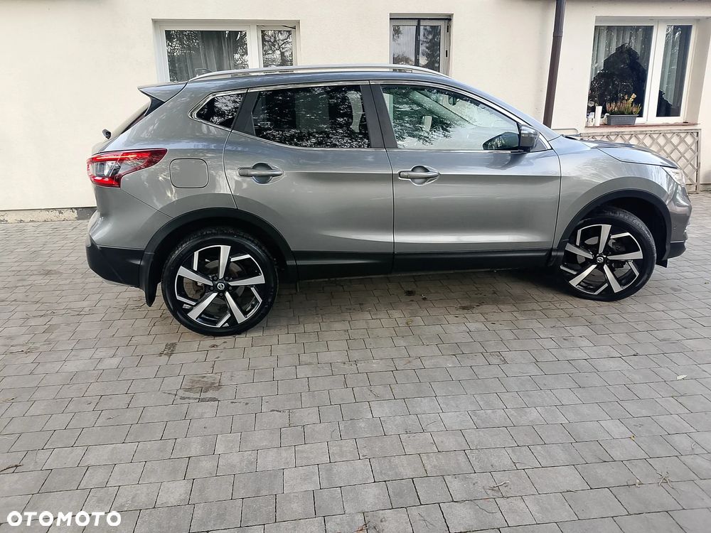 Nissan Qashqai 1.6 dCi TEKNA+ - 11
