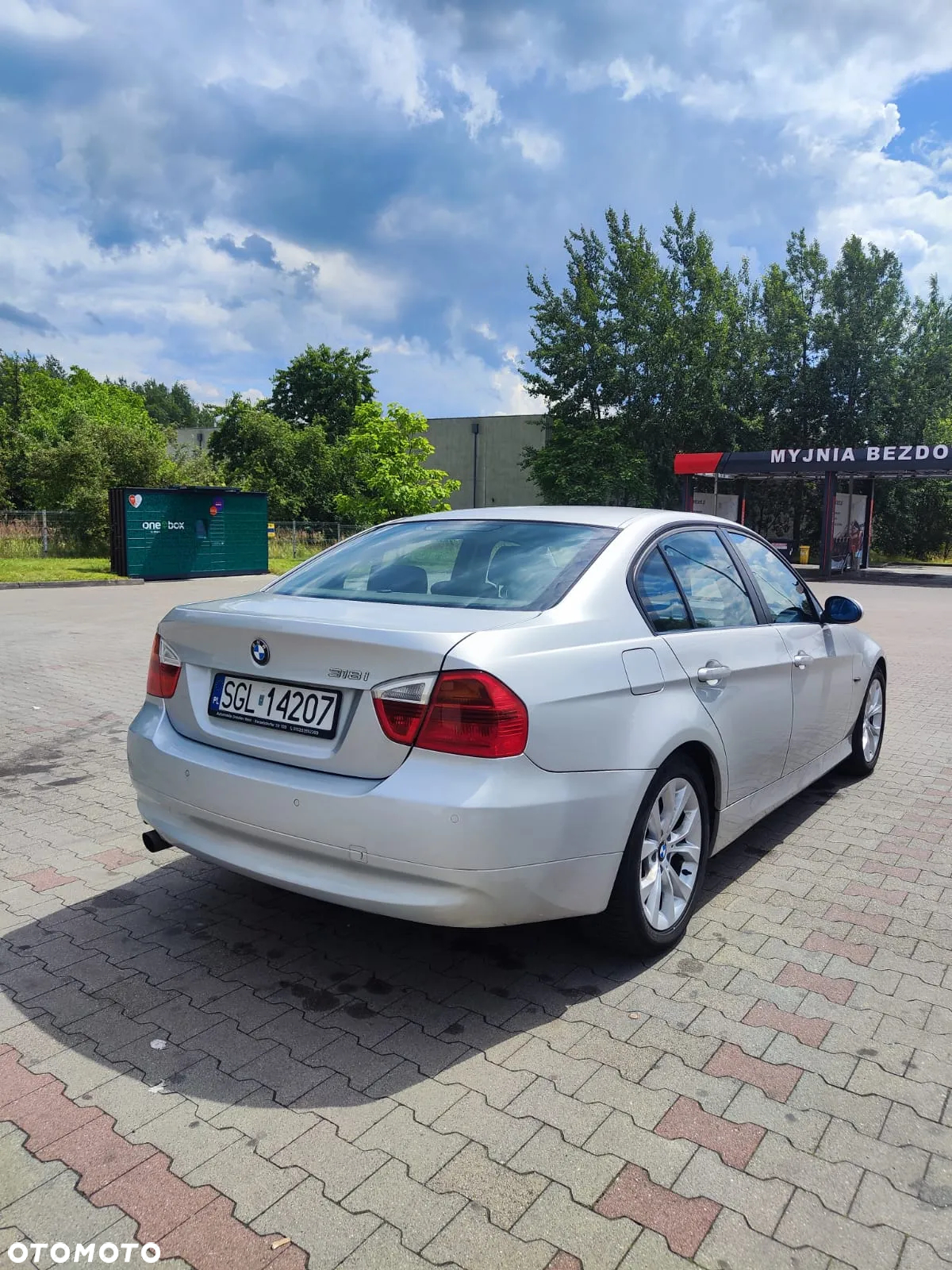 BMW Seria 3 318i - 9