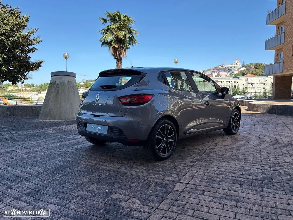 Renault Clio 1.5 dCi Dynamique S - 4