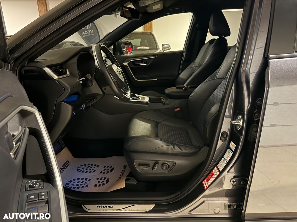 Toyota RAV4 2.5 4x4 Team Deutschland - 21