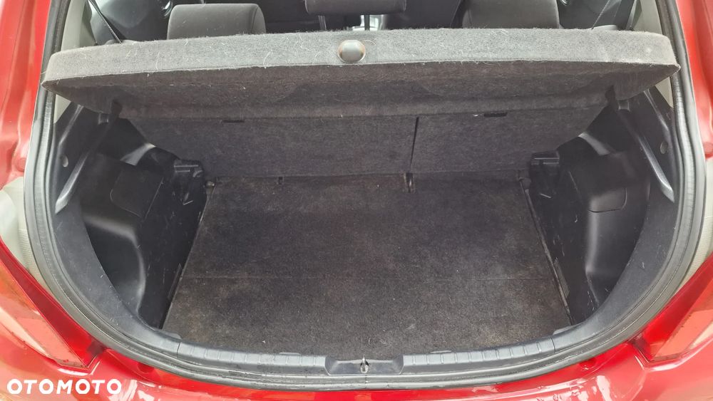 Toyota Yaris 1.33 Sol - 18