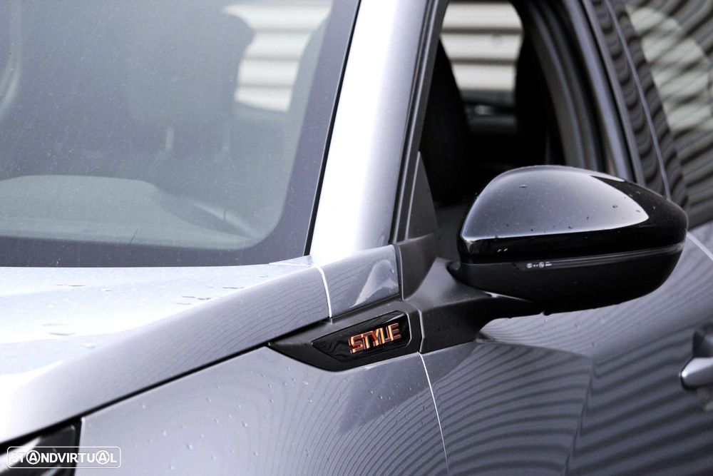 Peugeot 2008 1.2 PureTech Style - 4