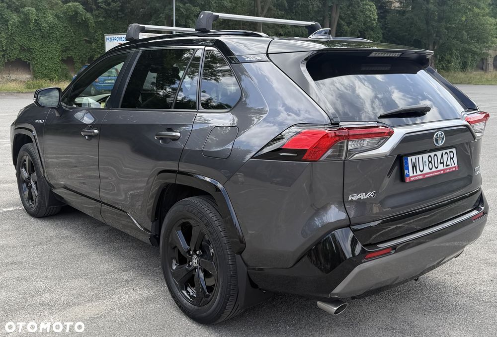 Toyota RAV4 - 4