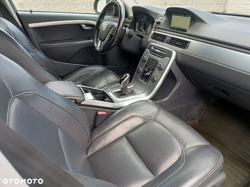 Volvo V70 D4 Drive-E Momentum - 22