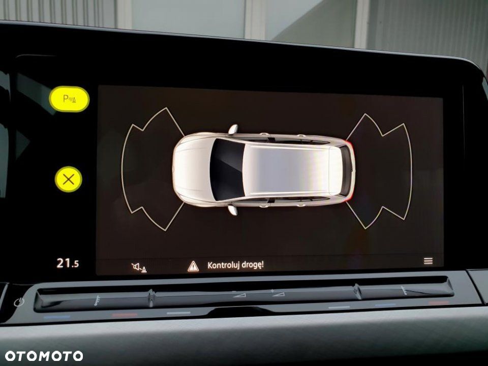 Volkswagen Golf - 23