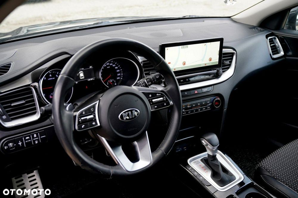 Kia XCeed - 17