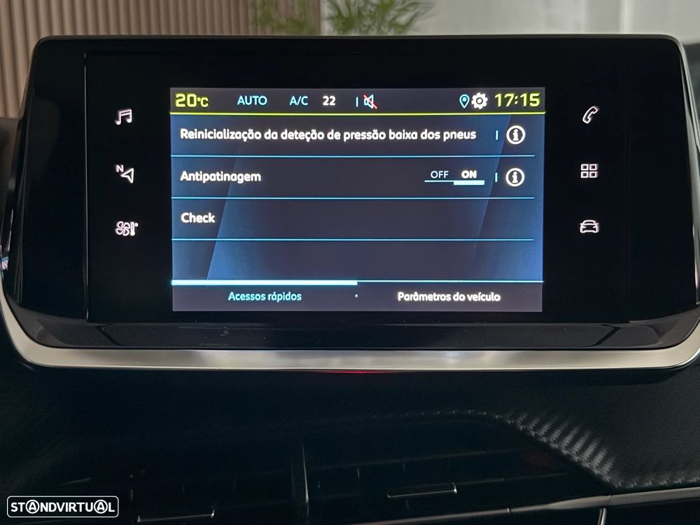 Peugeot e-208 50 kWh Allure - 32