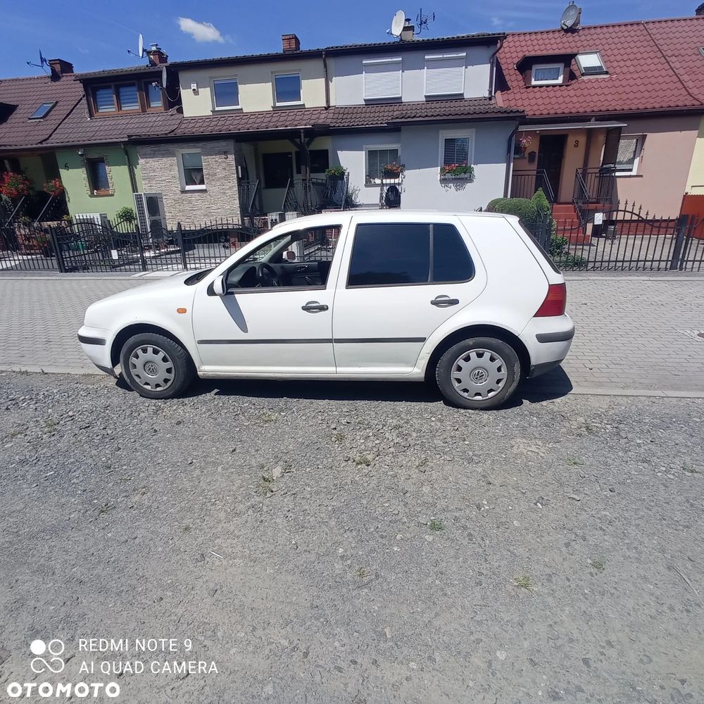 Volkswagen Golf 1.9 SDI Basis - 3