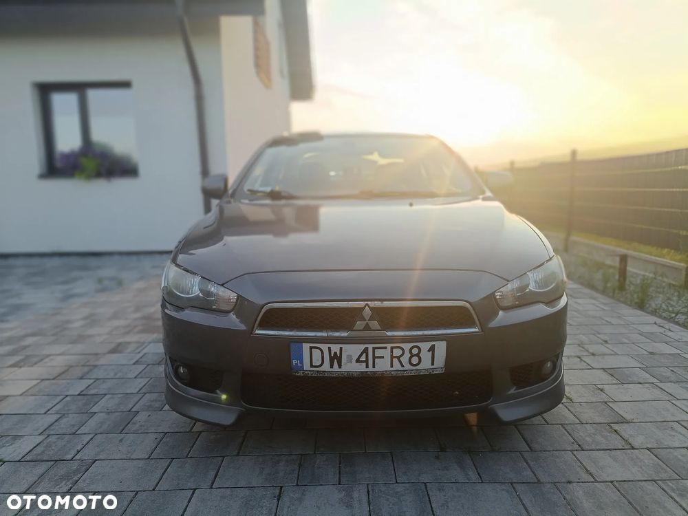 Mitsubishi Lancer 1.8 Intense - 8