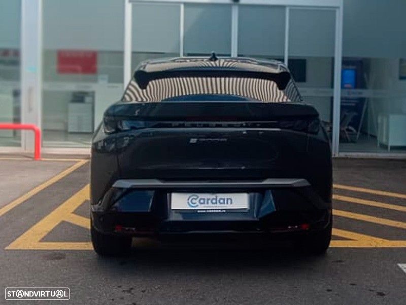 Peugeot E-3008 73 kWh GT - 8