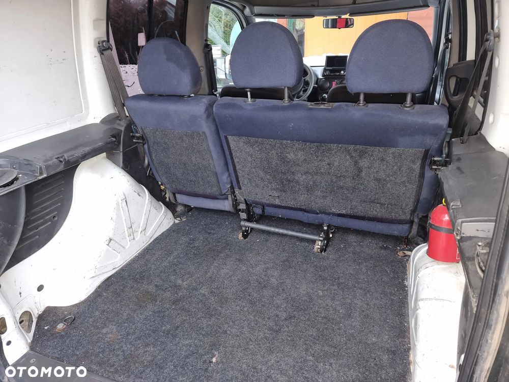 Fiat Doblo 1.9 JTD Family - 8