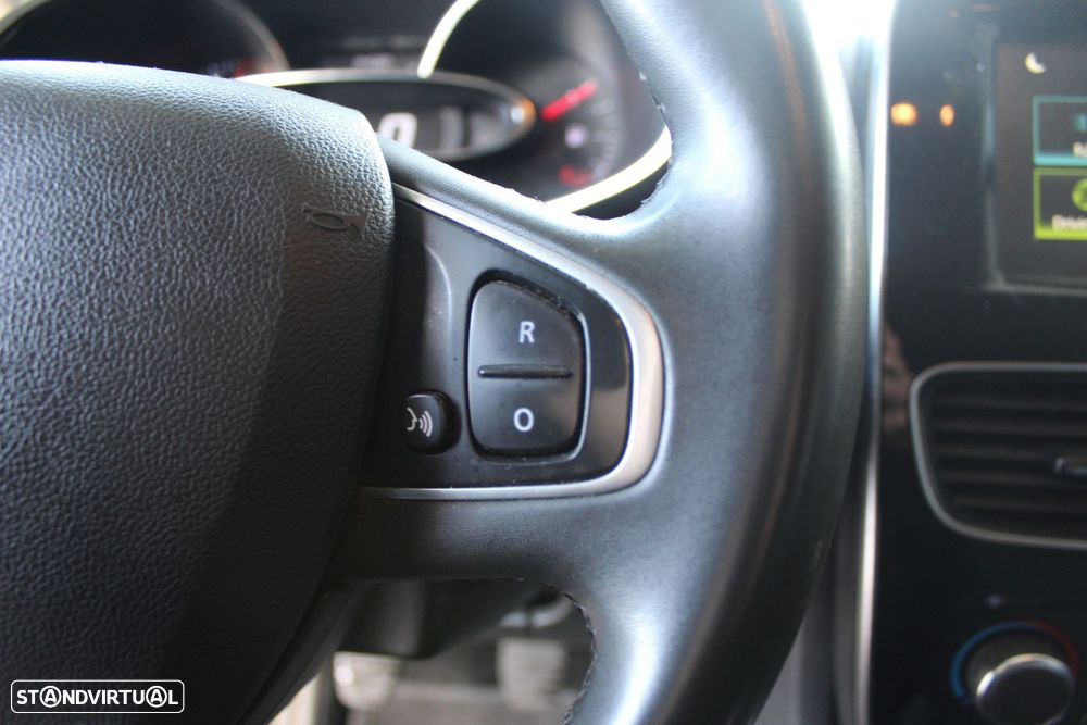 Renault Clio Sport Tourer 0.9 TCe Limited Edition - 8