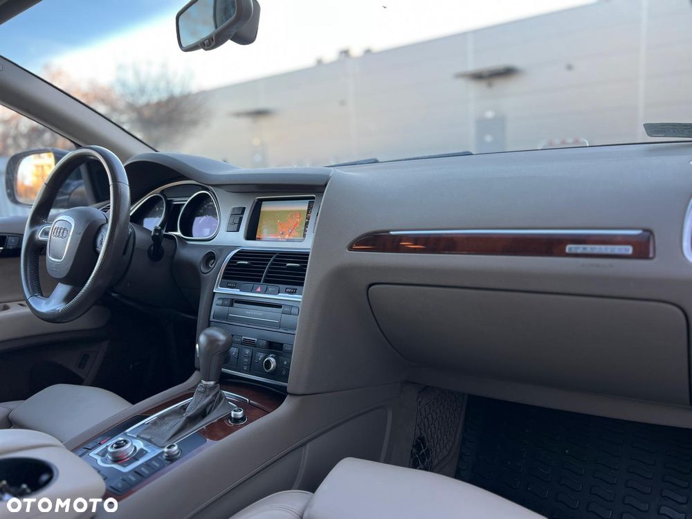 Audi Q7 3.0 TDI DPF Quattro Tiptronic - 9