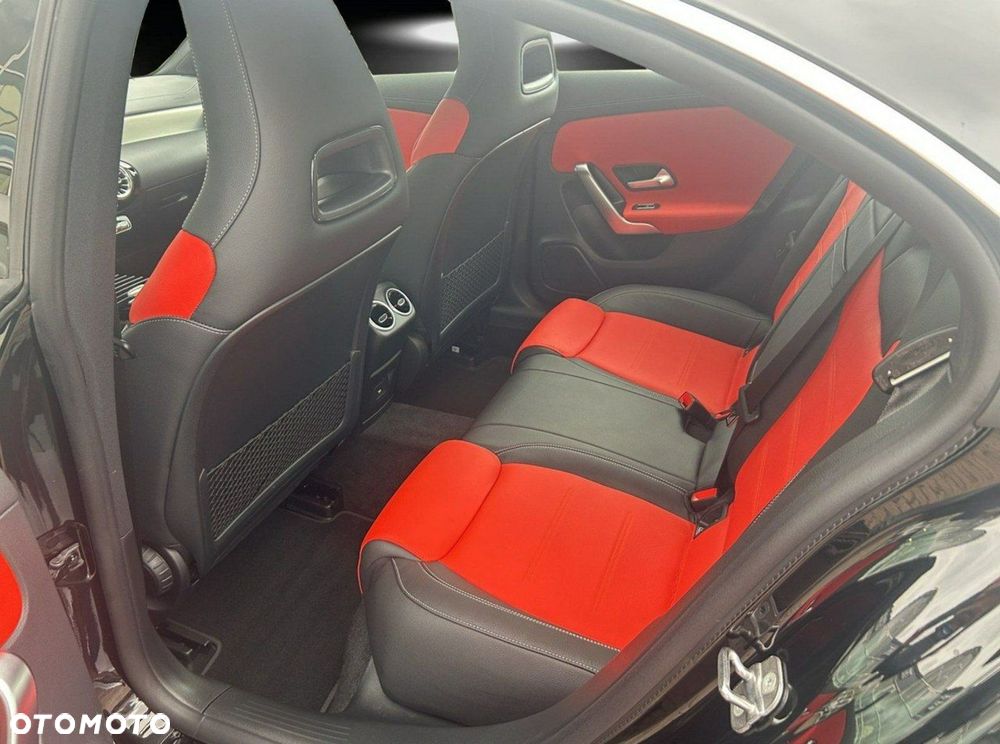 Mercedes-Benz CLA 220 d 4-Matic AMG Line 8G-DCT - 14