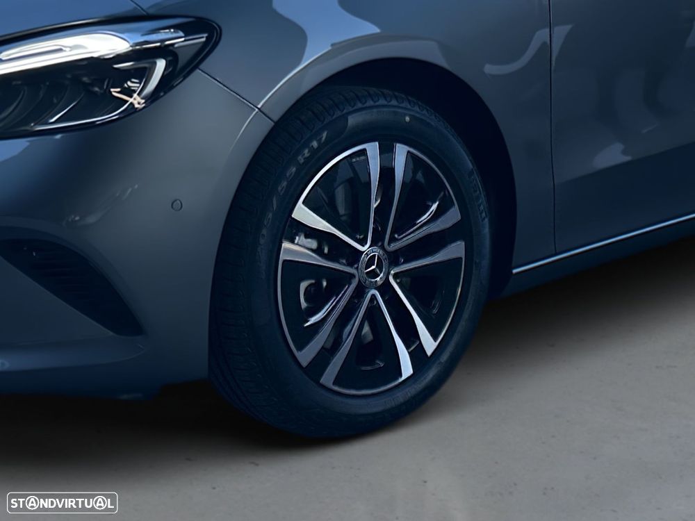 Mercedes-Benz B 250 - 4