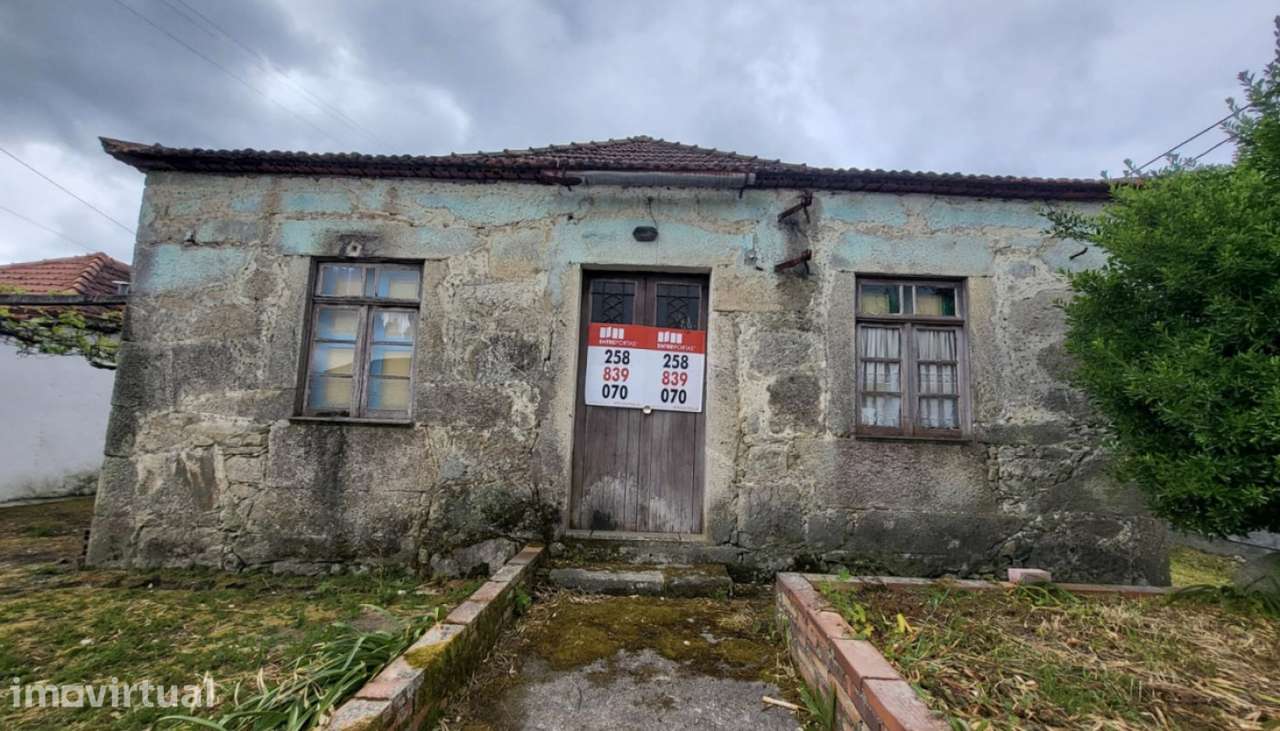 Venda de moradia p/ restauro, Alvarães, Viana do Castelo - Grande imagem: 2/24