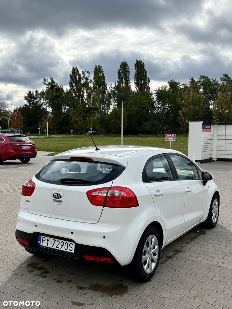 Kia Rio 2014 photo 5
