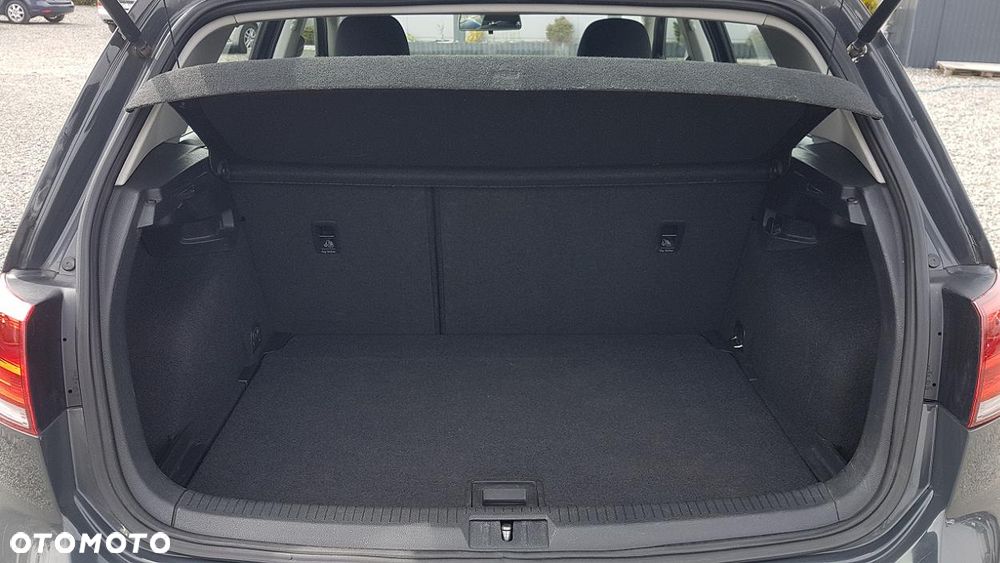 Volkswagen Golf 1.2 TSI Style - 14