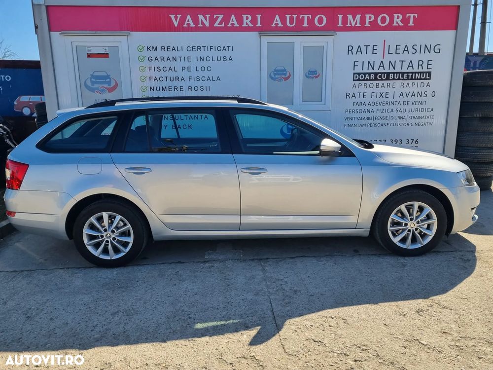 Skoda Octavia 1.6 TDI DPF DSG Ambition - 4