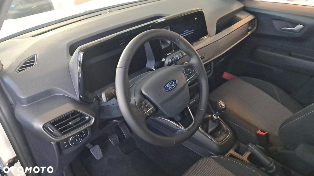 Ford Tourneo Courier - 7
