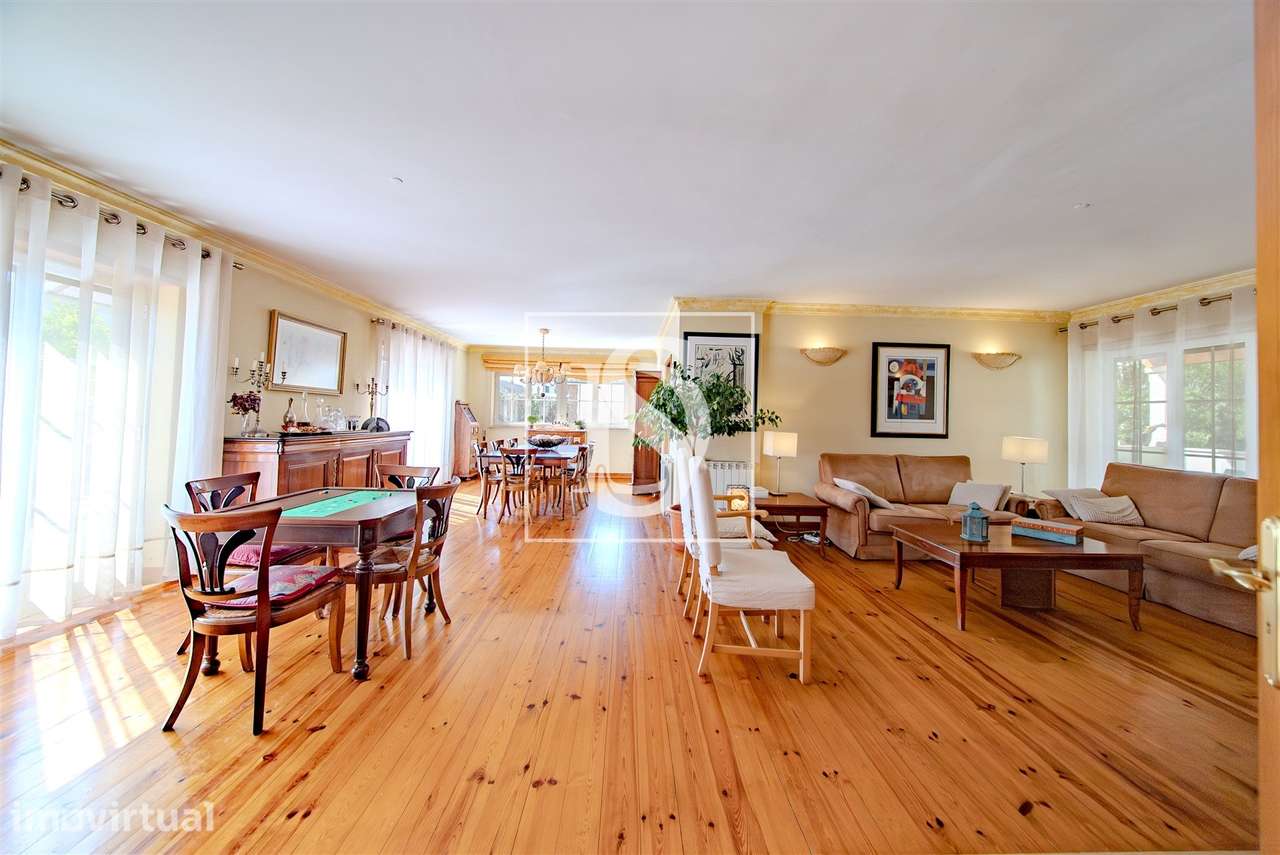 Fátima, Moradia 4 suítes, 4 pisos, piscina semi‑coberta, sauna, - Grande imagem: 5/40