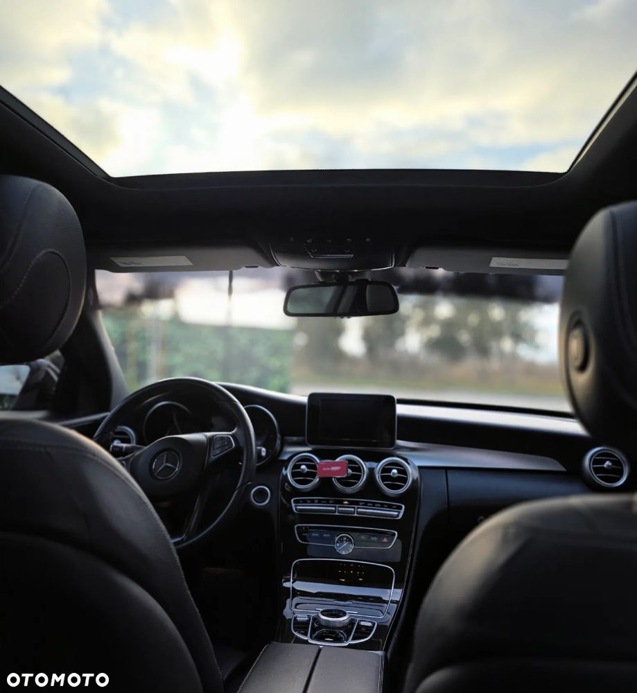 Mercedes-Benz Klasa C 300 9G-TRONIC Avantgarde - 16