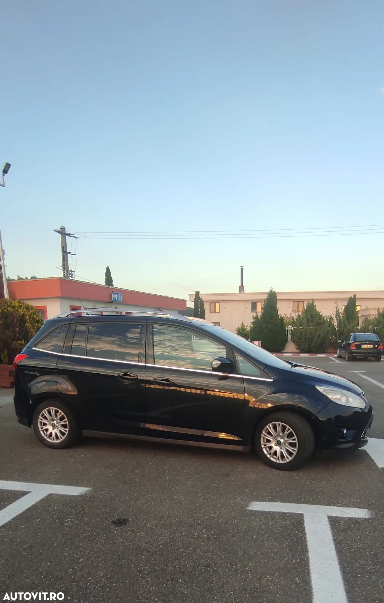 Ford Grand C-Max 1.6 TDCi Titanium - 12
