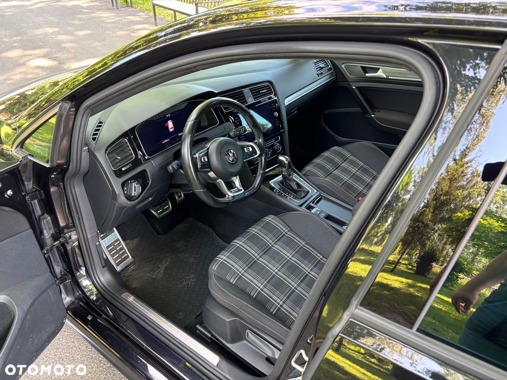 Volkswagen Golf GTD 2.0 TDI SCR DSG - 13