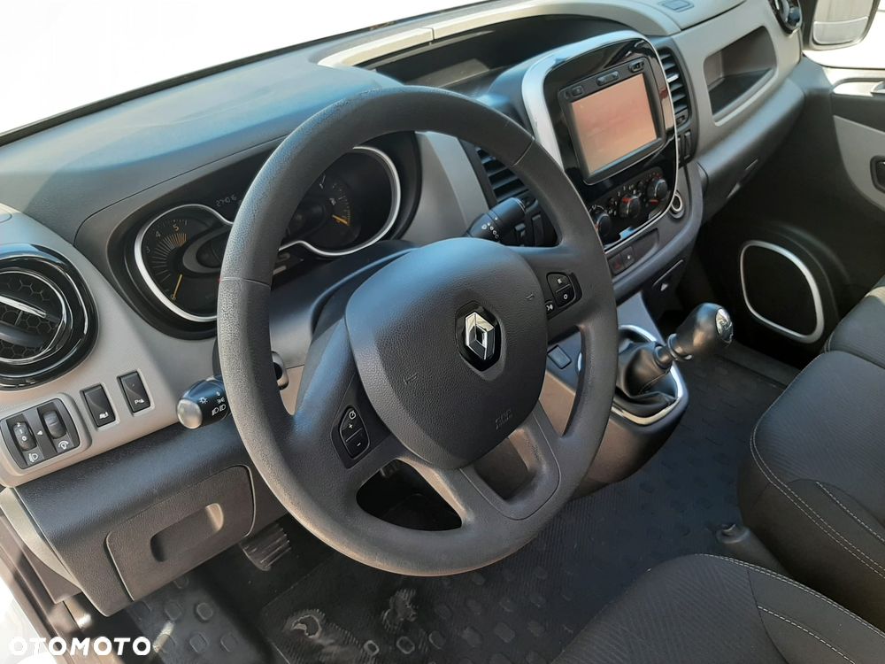 Renault TRAFIC L1H1 - 24