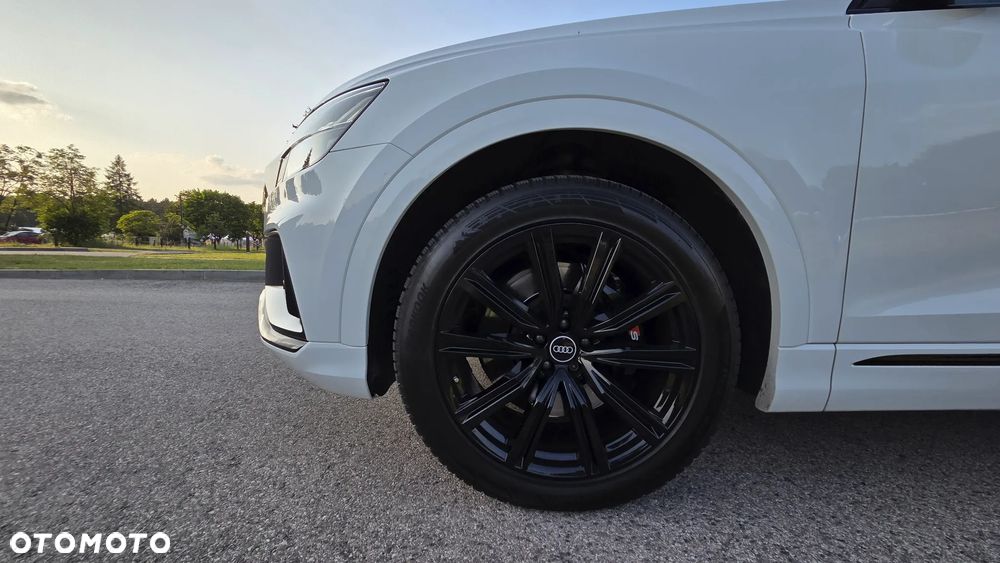 Audi SQ8 - 9
