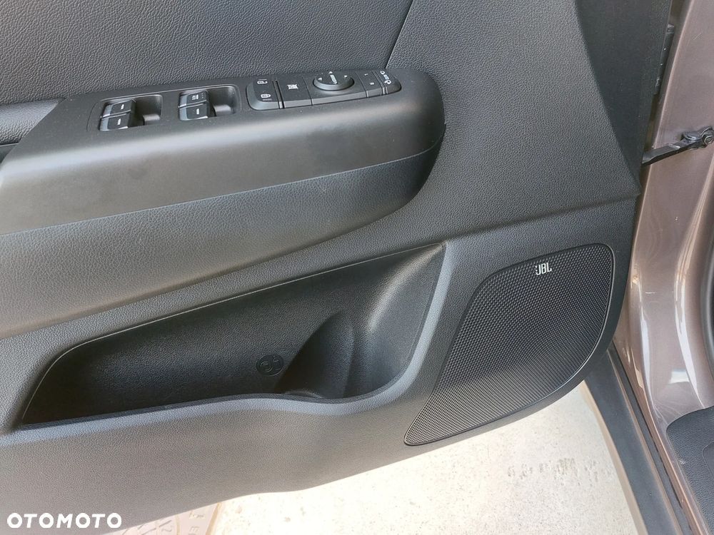 Kia Sportage 1.6 T-GDI 2WD DCT SPIRIT - 11