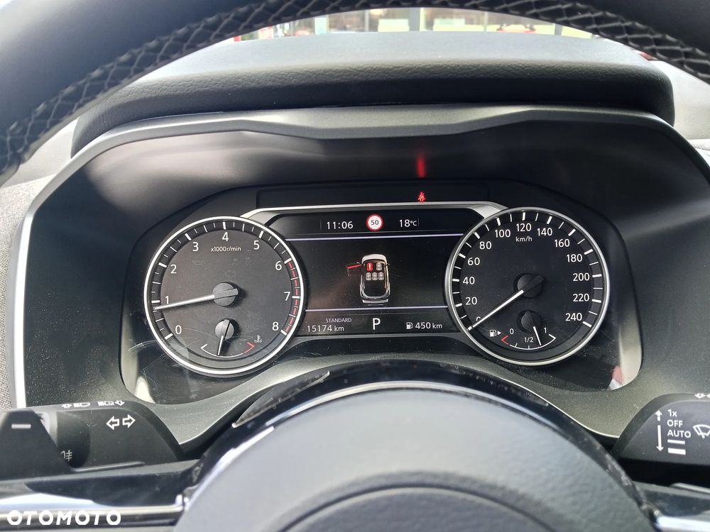 Nissan Qashqai 1.3 DIG-T MHEV Acenta Xtronic - 9