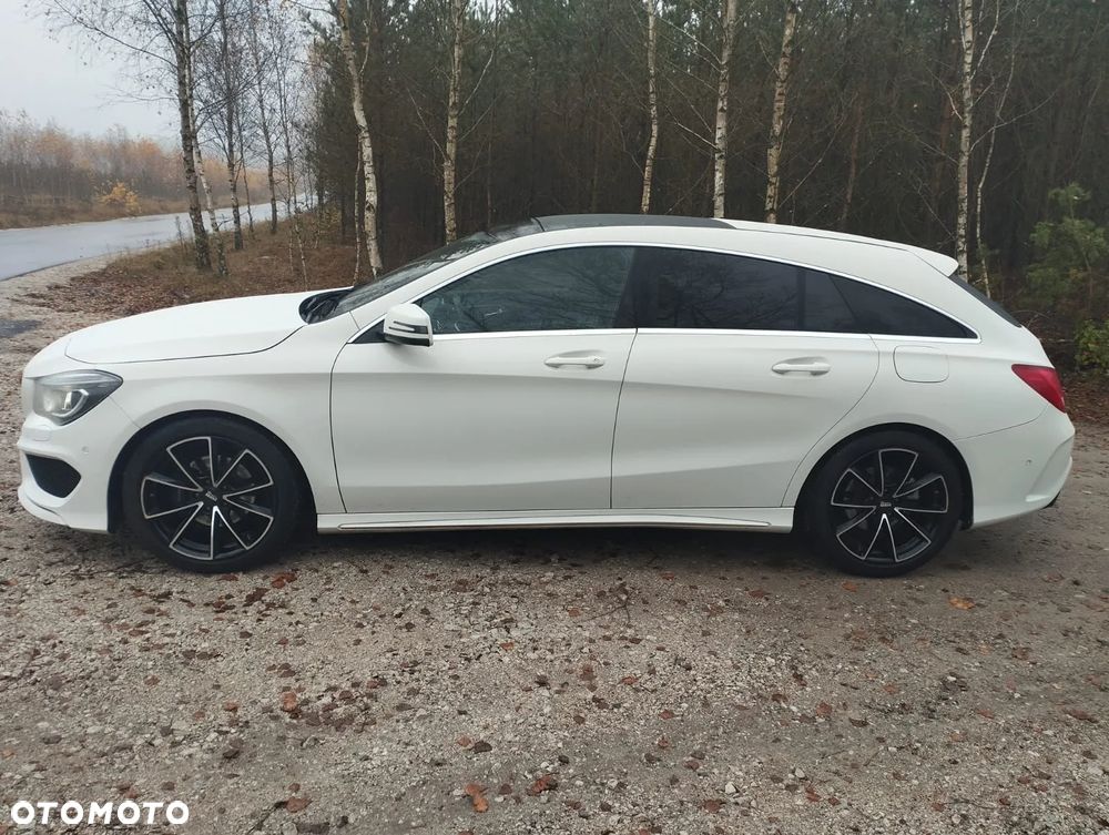 Mercedes-Benz CLA 200 7G-DCT AMG Line - 1